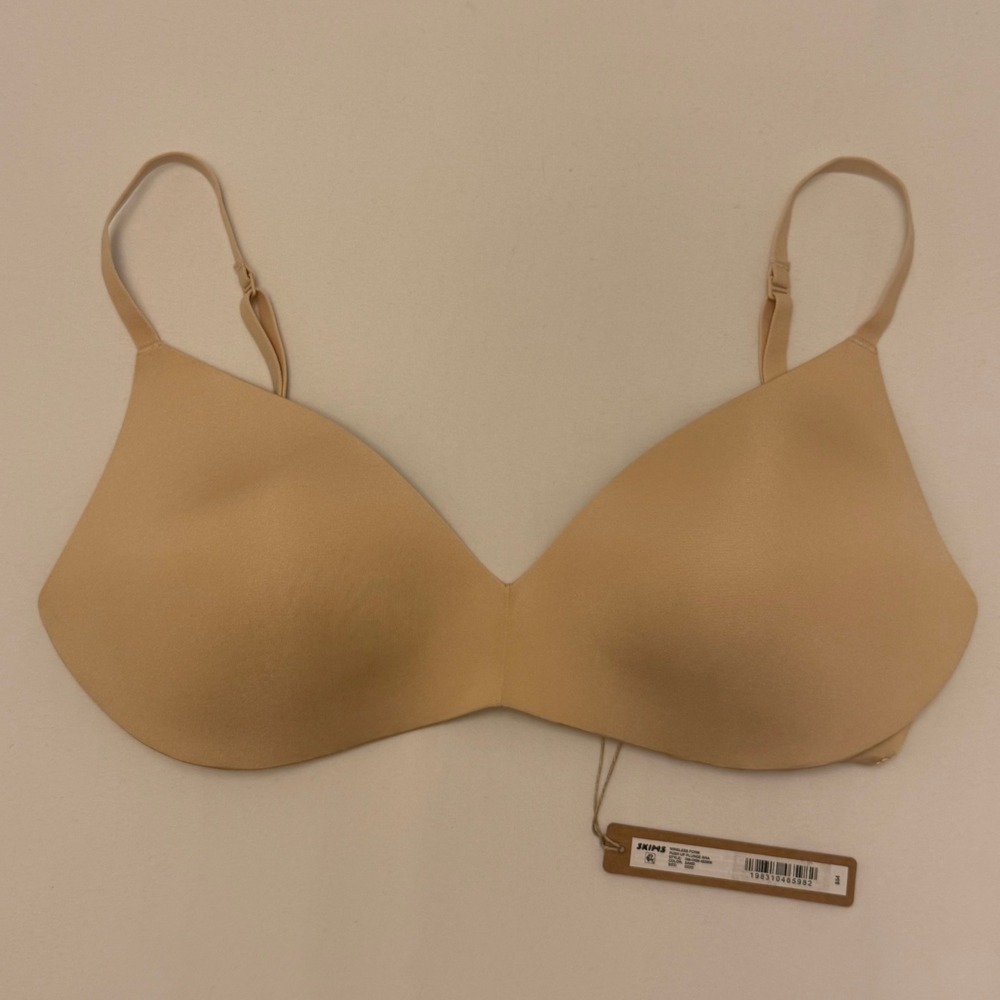 Skims Wireless Form Push Up Plunge Bra, 32DD, Sand, NWT, MSRP $54